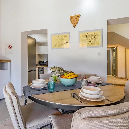 Vikendica Amazing In Krnica