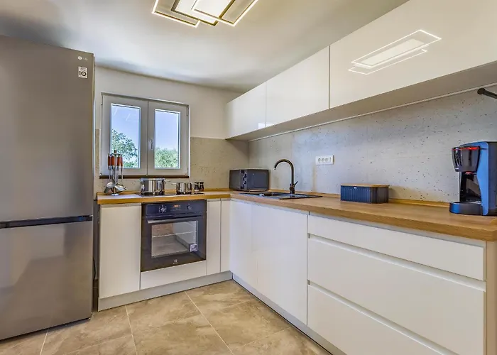 Amazing In Vikendica